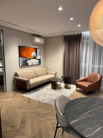 5000$ Маккейна 1-Б Французький квартал2 Ніхтонежив Генератор 5000$ - фото 1