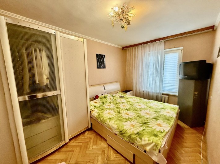 Продаж гарної квартири, вул. Драгоманова 20, Позняки 15 хв - фото 1