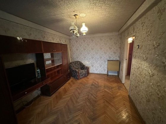 Продаж 1 кімнатна квартира вул Малишка, м Дарниця вторічка Київ