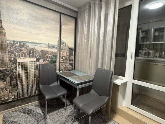 Затишна 2-кімнатна квартира просп. Павла Тичини 20 Київ