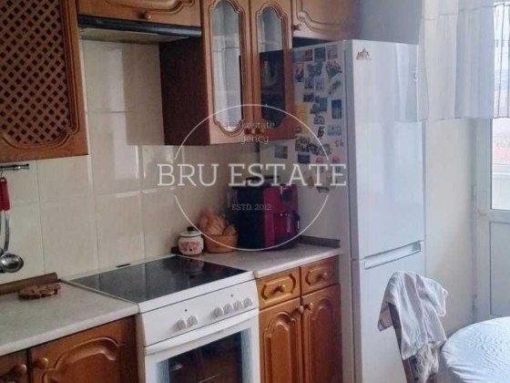 Продам 3к вул А.Верхогляда 2 м.Звіринецька Киев