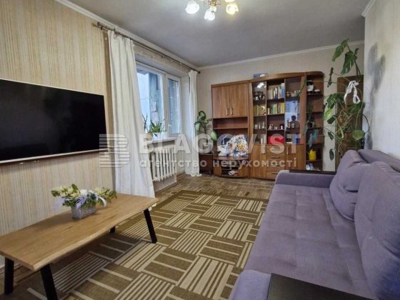 Печерськ Центр роздільна видова 2 кімнатна  квартира ст.м. Олімпійська Київ