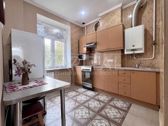 Продаж квартири, Велика Васильківська,  ст.м. Олімпійська Киев