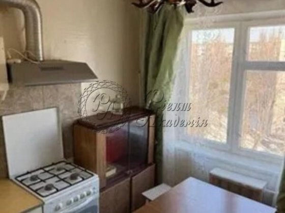 Продаж трикімнатної квартири Киев