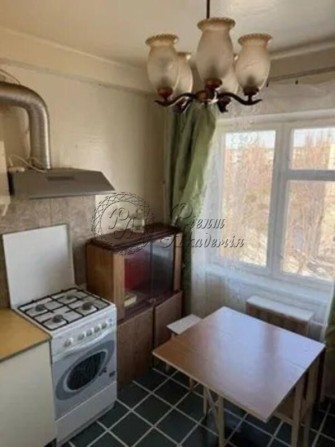 Продаж трикімнатної квартири - фото 1
