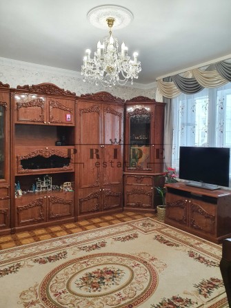 Простора 2-кімнатна квартира з ремонтом та меблями, вул. Екстер, 9 - фото 1