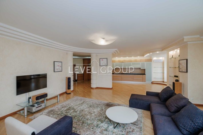 Без % 3-х кімнатна квартира по вул. Старонаводницька 13А, Центр - фото 1