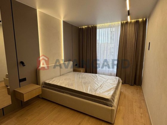 1 кімнатна квартира ЖК Варшавський 2 вул.Олександра Олеся Ретровіль Київ