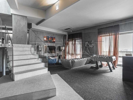 Продажа пентхауса, ул. Ковпака, Печерский район, с бассейном Киев