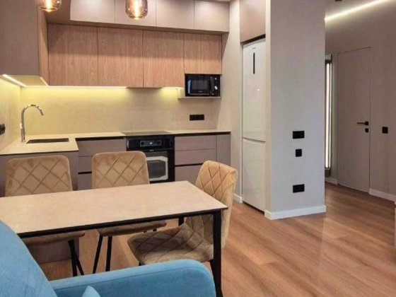 2к надихаюча кв. ЖК Варшавський Киев