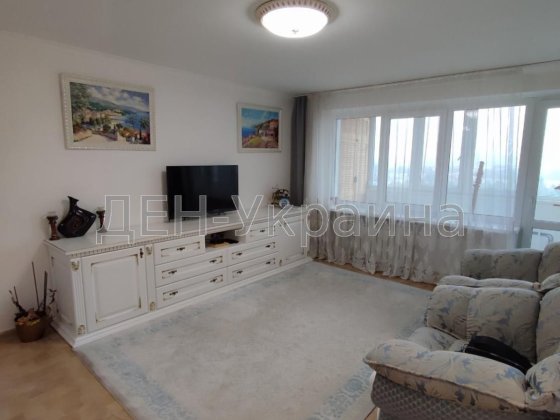 Продаж комфортної квартири на Русанівці, 89000 у.е. Киев