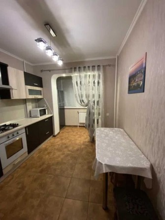 ПРОДАМ 1 кім квартиру  Романа Шухевича 12 а.(Ватутіна) - фото 1