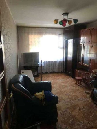 Продам 1-кімн. квартиру, Дніпровський р-н., Райдужна вул. 17а - фото 1