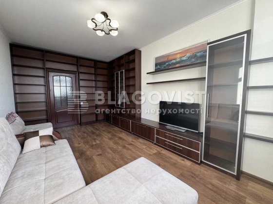 М Дарниця!Вигідно!2К/70м2 ремонт меблі все поруч Київ