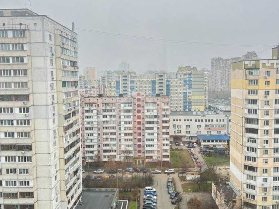 Продаж простороЇ однокімнатноЇ квартири Київ