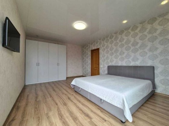 Поправки 4/39А, однокімнатна квартира з ремонтом по вигідній ціні Київ