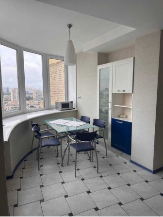 Продаж 2к квартири Лівобережна Микільсько-Слобідська - фото 1