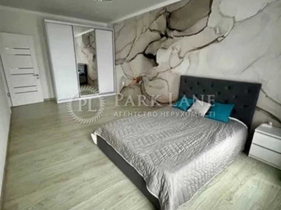 1-кімнатна квартира біля Дніпра,  вул. Центральна, 21.  ЖК «Рів’єра» Київ