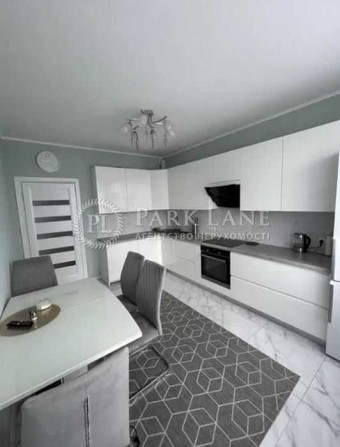 Продам светлую 2к квартиру евроремонт Правды Варшавский Ретровиль 5й - фото 1