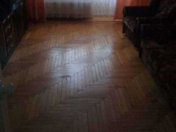 Продам 3-кімн. квартиру, Дніпровський р-н., Слобожанська вул. 9 Київ