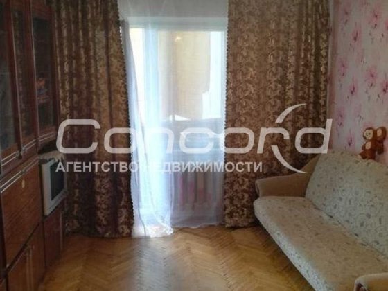 Райдужна вул., 17, Райдужний масив. Метро Дарниця Київ