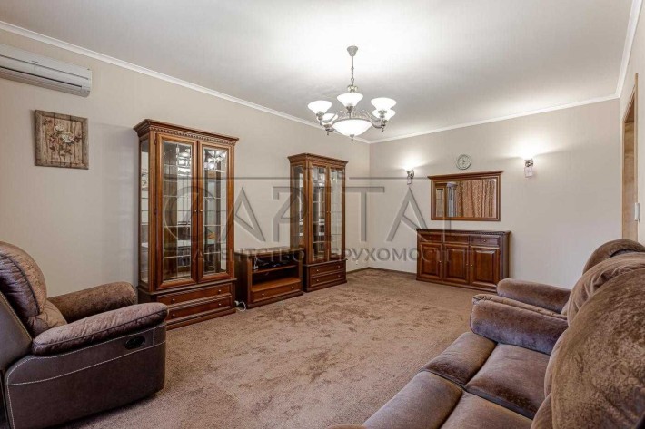 Продажа квартиры, Андрея Верхогляда, Печерский район - фото 1