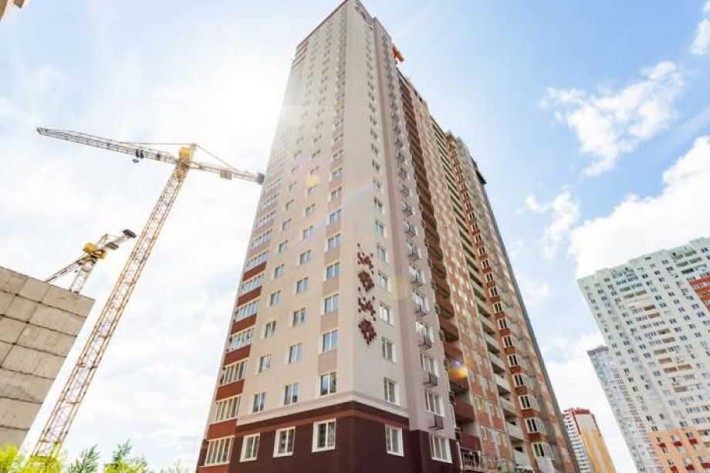 Продається світла 1-кімнатна квартира ЖК "ПАТРІОТИКА - ЗБАРАЖ" - фото 1