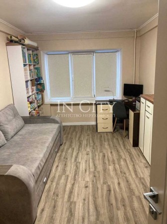 Продам 2-кімн. кв. по вул. Доброхотова 10. 7хв пішки від метро!! - фото 1