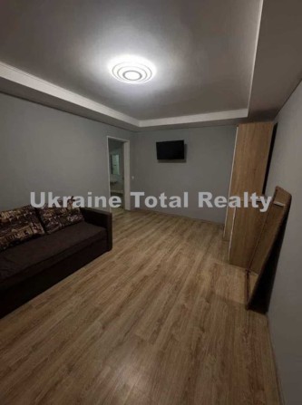 Чудова 1 кімнатна квартира з ремонтом біля парку! Вул Жмеринська 4 - фото 1