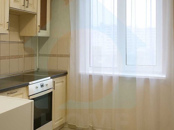 Продаж 3-к квартири з ремонтом у Святошинському р-н (вул. Симиренка). Київ