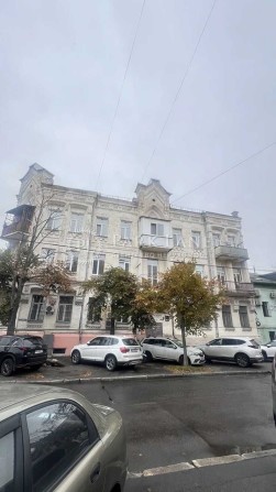Продам 2к вул Хорива 45/24 Поділ Метро Контрактова площа - 6 хв пішки - фото 1