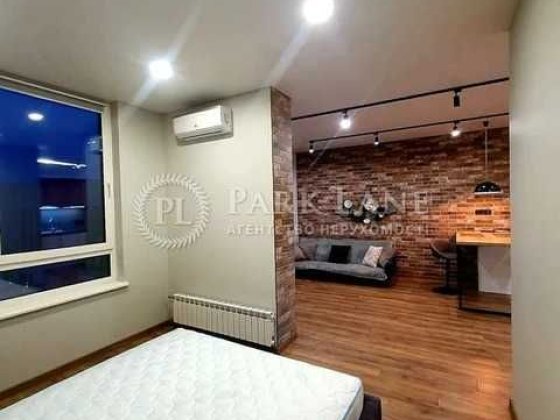 Файна Таун, Шевченківський, Нивки, Берестейська Киев