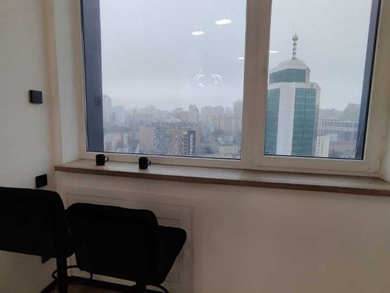 Динамічна надихаюча 3 кімнатна для успіху Київ