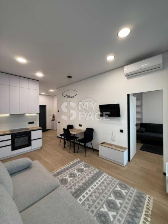 2-кім 53 м2 ЖК Манхеттен просп. Берестейський 11, рідкісне планування - фото 1