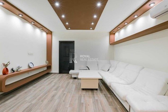 Продаж 3 кімн. Квартири ЖК Золотоустівський, Центр,Кудрявець, Київ - фото 1