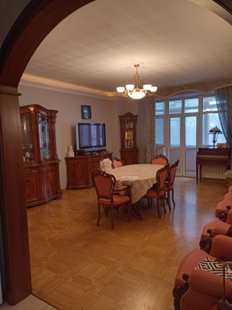 Чудова квартира з ремонтом - фото 1