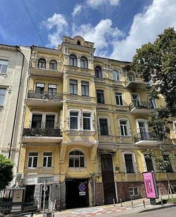 Продам 3 к  вул. Євгена Чекаленко 12 а    м.Золоті  ворота - фото 1