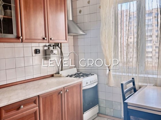 Продаж трикімнатної квартири вул. Мокра метро Вокзальна Киев