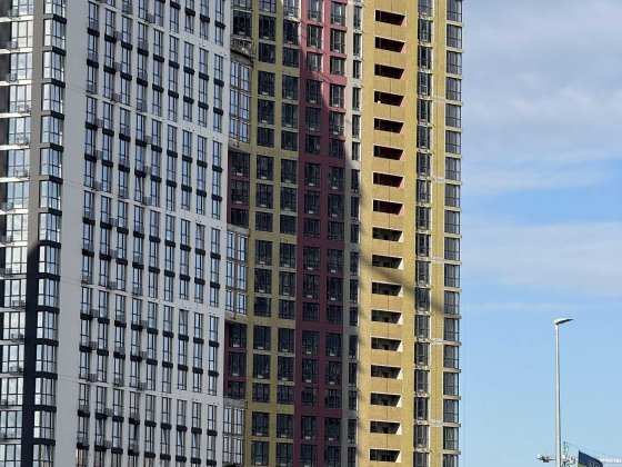 Продаж квартири Крістерів родини  ЖК Діброва Парк метро Мостицька Киев