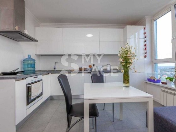 1к. 56м2 Сікорського Зелений Острів Парково-Сирецька Дегтярівська Київ