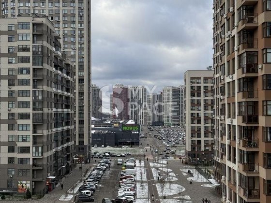 ЖК Варшавський Мікрорайон, просп. Європейського Союзу, 43а Київ