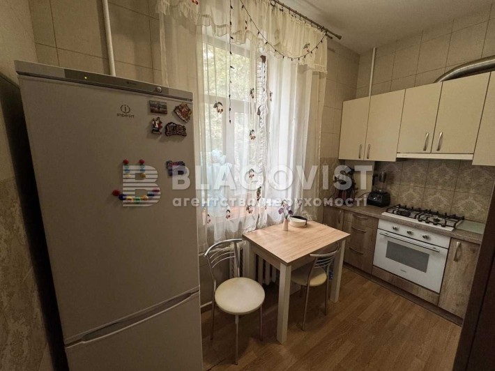 Продаж 2к кв Верхній Вал Контрактова площа Поділ - фото 1