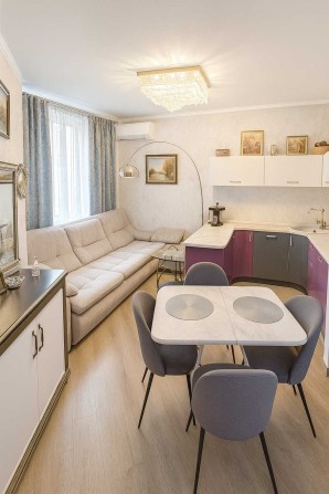 Продаж 2-кімнатної квартири в ЖК Нивки Парк, 2-й поверх! - фото 1