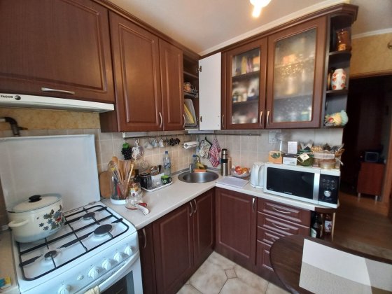 Продаж 3к кв., вул. Петра Ніщинського, 12, до ст.м. Вокзальна 1.8км Киев