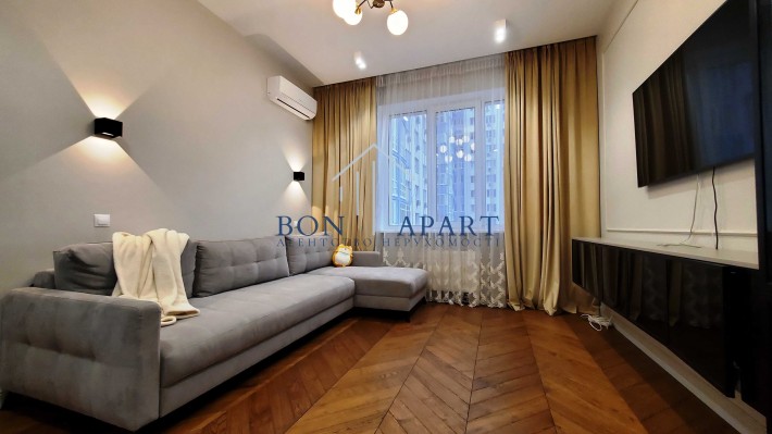 БЕЗ КОМІСІЇ 3к. квартира в ЖК "Старокиївський", Кирило-Мефодіївська 2 - фото 1