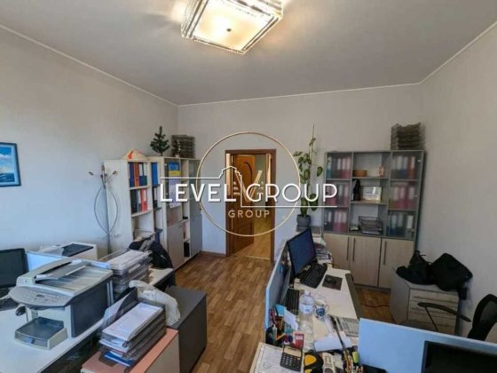 Чотирикімнатна квартира або офіс на вул. Провіантська, 3 Киев