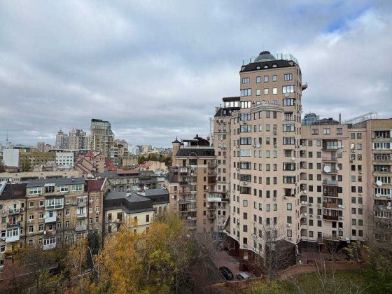 Без% 4к. 148м Саксаганського Центр Жилянська Скоропадського Назарівськ Київ