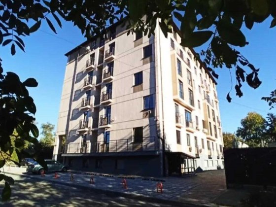 Продам квартиру в новом доме рядом с метро Святошино Київ