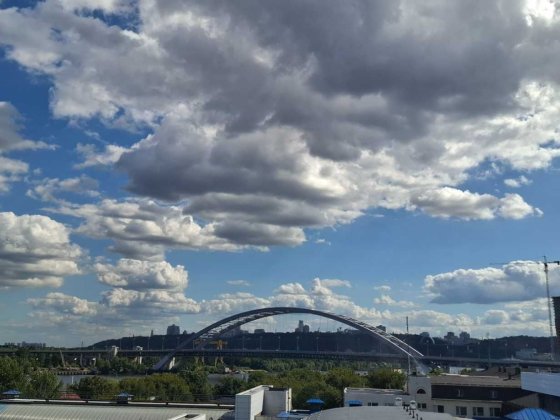 Продам 3 кімнатну квартиру ЖК Рибальський Київ