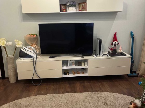 Продажа 3-х кімн.кв вул. Перемоги 4 з євроремонтом ,гаражем і погребом Киев